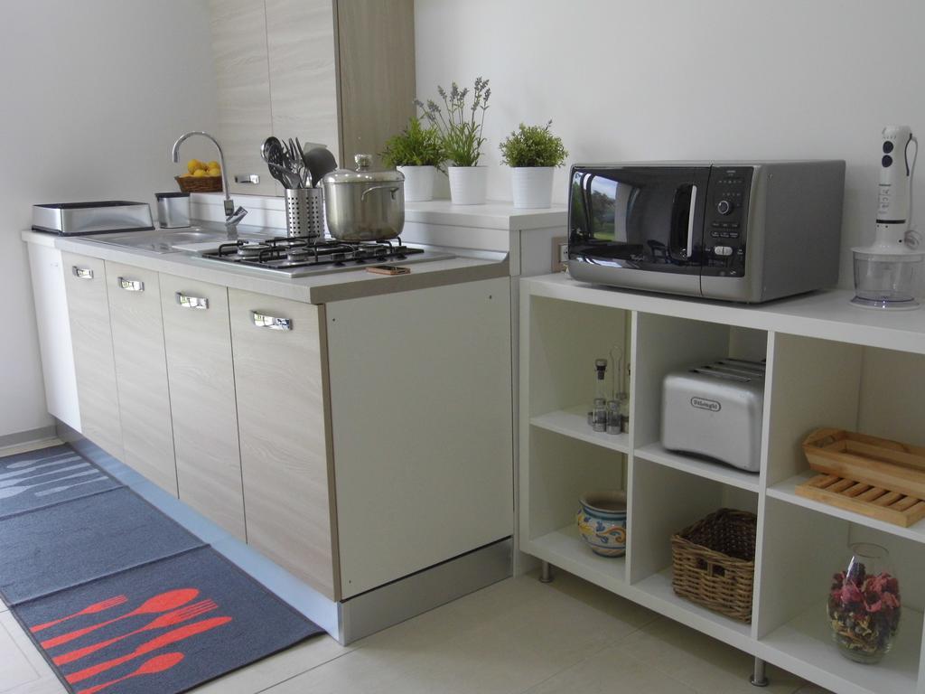 Fiore Dell'Etna Apartment Santa Venerina Bagian luar foto